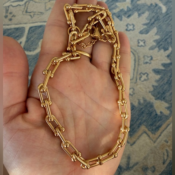 U Link Gold Plated Horseshoe Chain Necklace - Picture 11 of 11